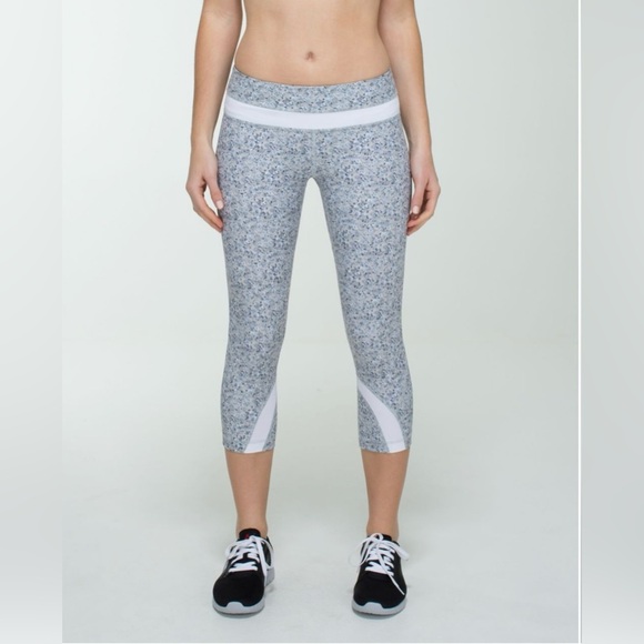 lululemon athletica Gray and White Leggings - Picture 1 of 14